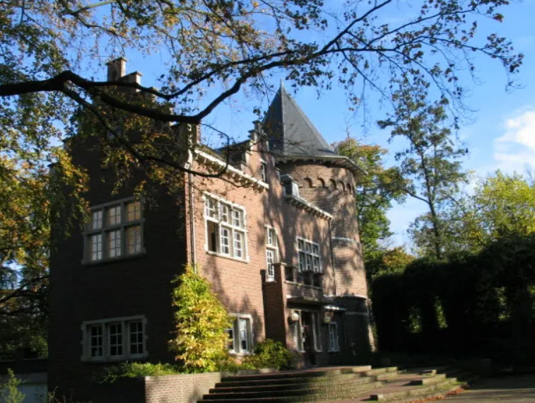 Waterslot Prinsenhof, Belgium